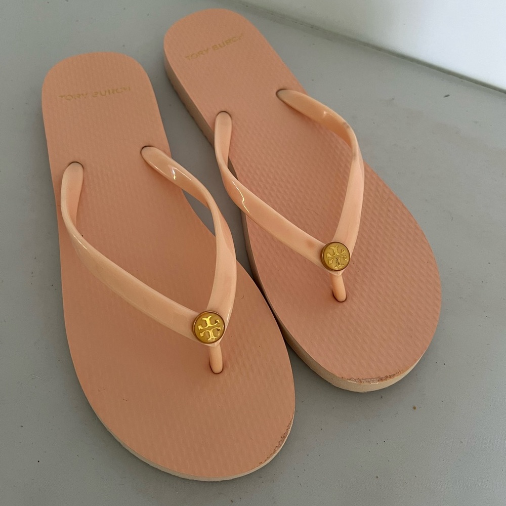 Tory Burch Pink peach Flip Flop Size 9.5